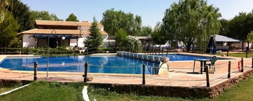 piscinas_del_camping_los_arenales_de_almagro_m1